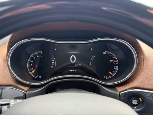 Used 2020 Jeep Grand Cherokee Overland image 11