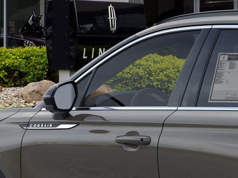 New 2026 Lincoln Corsair Premiere image 20