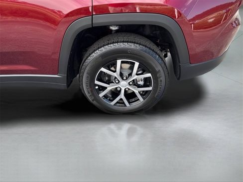 Used 2025 Jeep Grand Cherokee Limited w/ Trailer Tow Package image 24