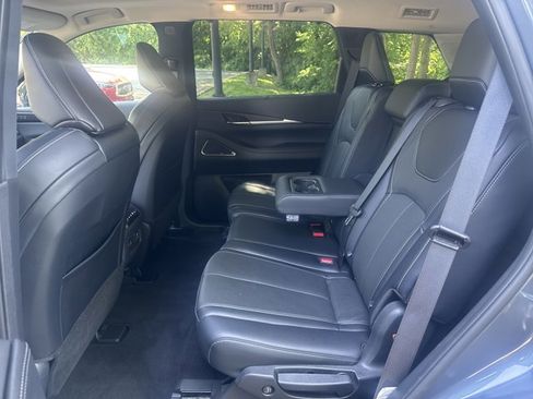 Certified 2023 INFINITI QX60 Sensory w/ Vision Package AWD/4WD image 7