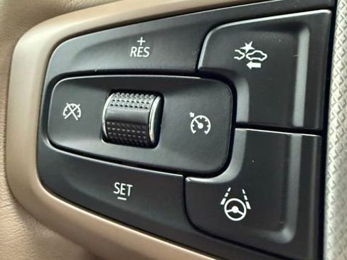 Used 2024 GMC Yukon XL Denali w/ Advanced Technology Package image 66