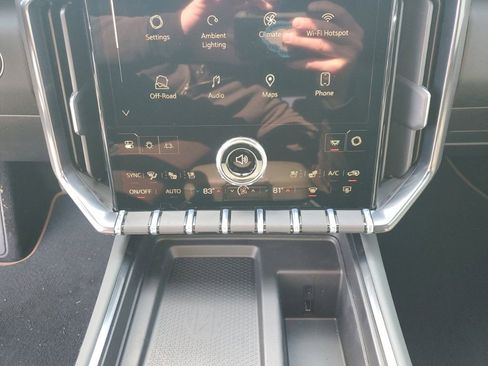 New 2026 GMC Acadia AT4 w/ Luxury Package AWD/4WD image 41