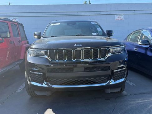 Used 2021 Jeep Grand Cherokee L Limited image 2
