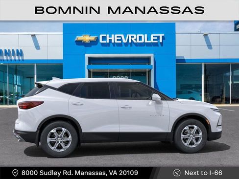 New 2025 Chevrolet Blazer LT image 5