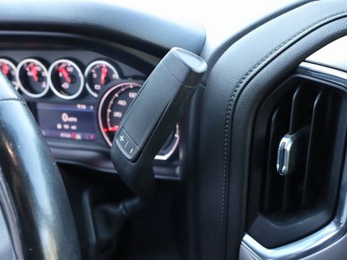 Used 2019 Chevrolet Silverado 1500 RST image 8