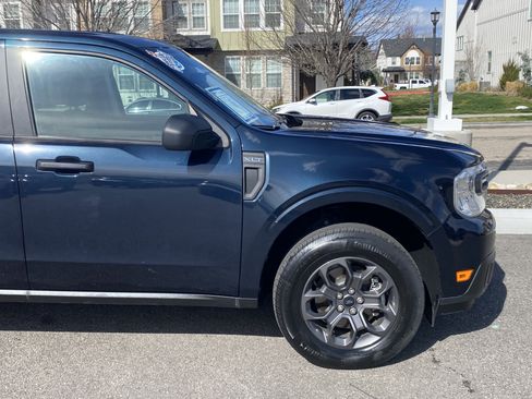 Used 2022 Ford Maverick XLT image 8