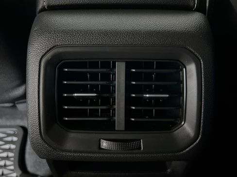 Used 2023 Volkswagen Taos SEL AWD/4WD image 20