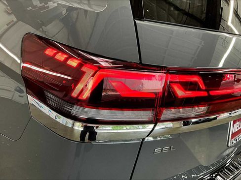 New 2026 Volkswagen Atlas SEL Premium R-Line image 24