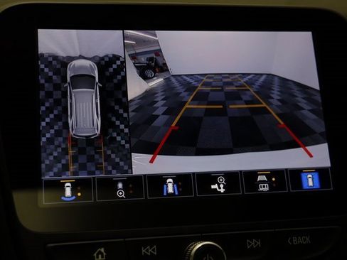 Used 2022 Chevrolet Equinox RS w/ RS Leather Package image 11