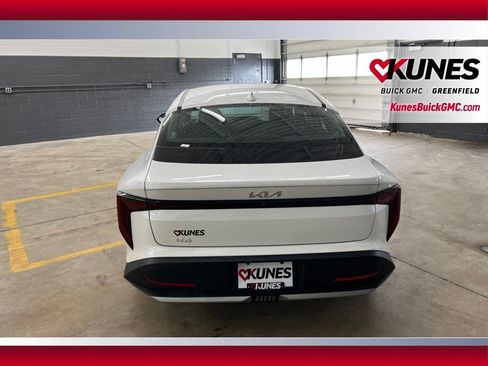 Used 2025 Kia K4 FWD image 6