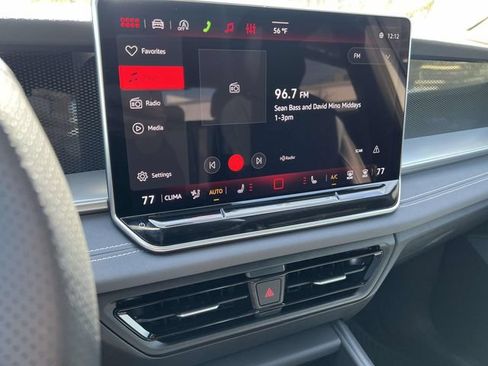 New 2026 Volkswagen Tiguan SE R-Line FWD image 19