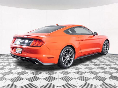 Used 2018 Ford Mustang Coupe w/ Equipment Group 101A RWD image 19