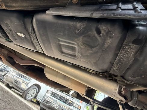 Used 2018 Chevrolet Silverado 1500 LT w/ Texas Edition image 29