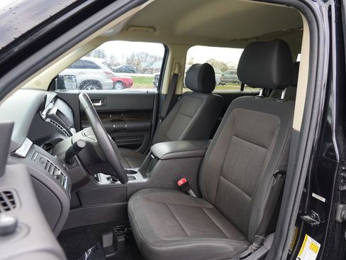 Used 2019 Ford Flex SEL image 12