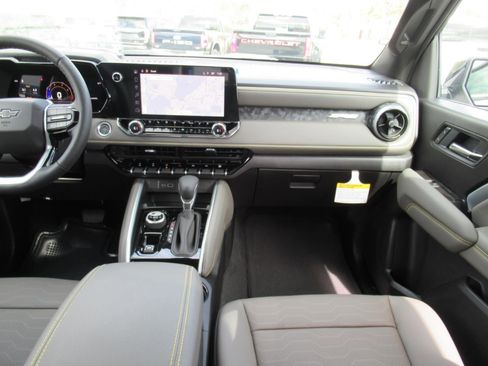 New 2026 Chevrolet Colorado ZR2 w/ Technology Package image 13