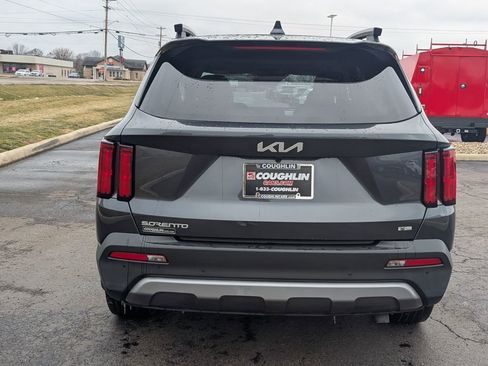 Used 2023 Kia Sorento SX Prestige image 6