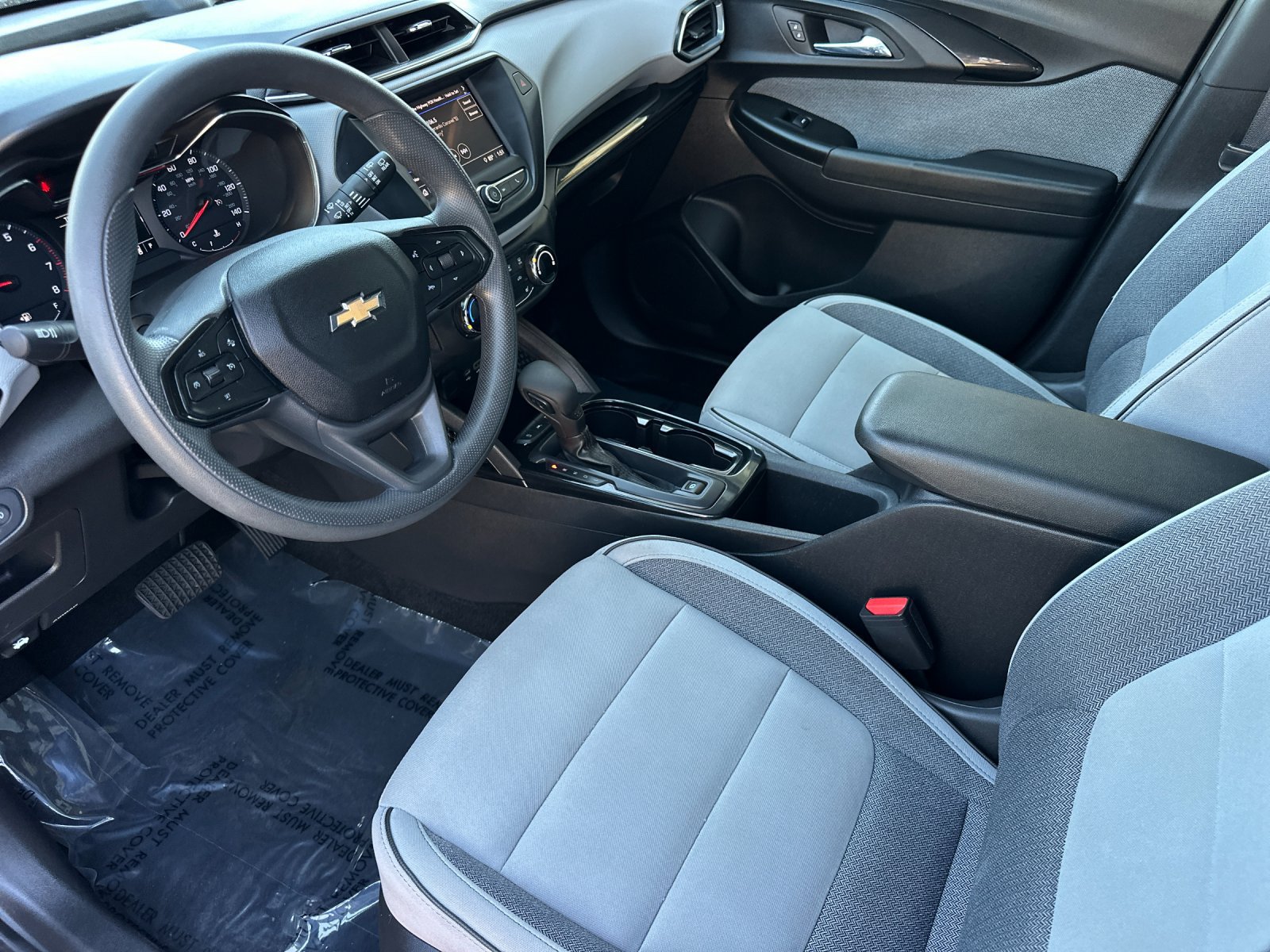 Used 2022 Chevrolet TrailBlazer LT AWD/4WD image 9