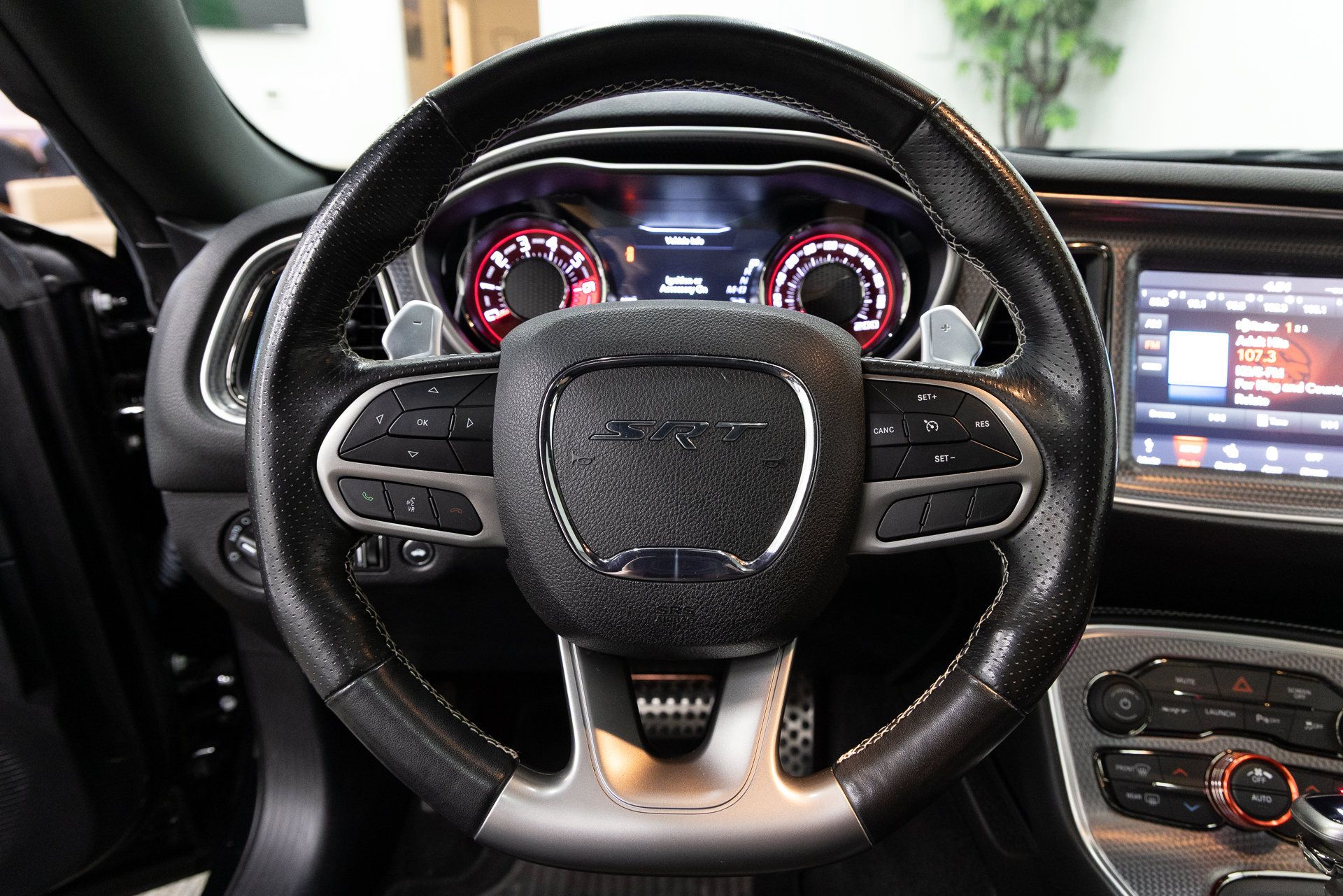 Used 2019 Dodge Challenger SRT Hellcat RWD image 16