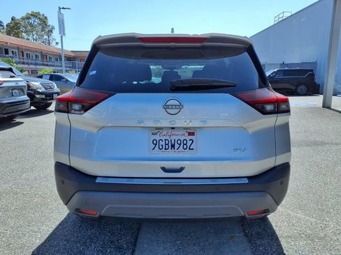 Used 2023 Nissan Rogue SV FWD image 19