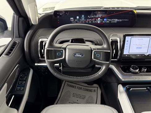 New 2026 Ford Expedition Platinum AWD/4WD image 10