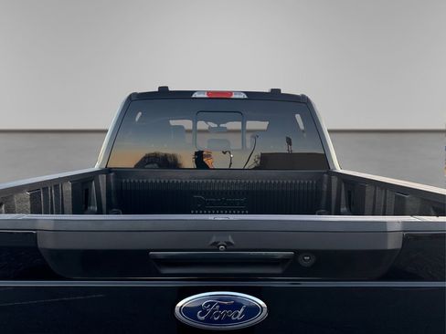 Used 2020 Ford F250 Lariat w/ Lariat Ultimate Package image 16