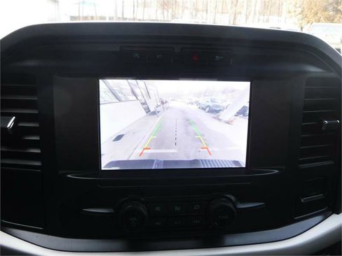 Used 2021 Ford F150 XLT image 9