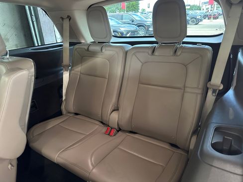 Used 2020 Lincoln Aviator Reserve w/ Equipment Group 201A AWD/4WD image 25
