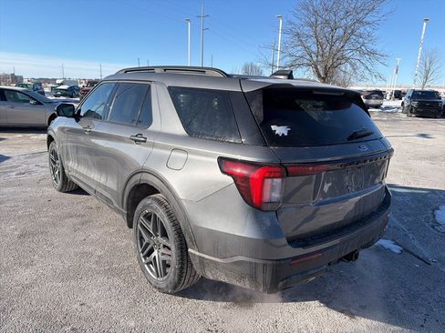 New 2026 Ford Explorer ST-Line w/ ST-Line Street Pack image 6