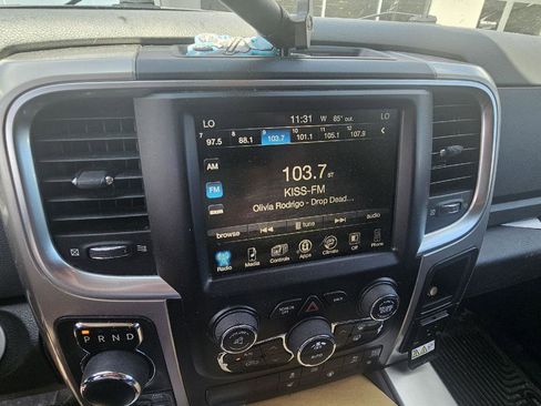 Used 2017 RAM 1500 Big Horn AWD/4WD image 8