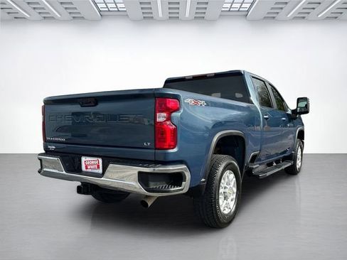 Used 2025 Chevrolet Silverado 3500 LT image 4
