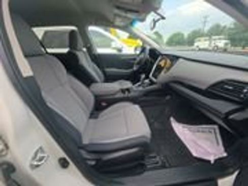 Used 2021 Subaru Outback Premium AWD/4WD image 9