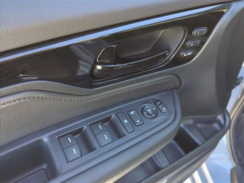 Used 2024 Honda Odyssey Touring image 11