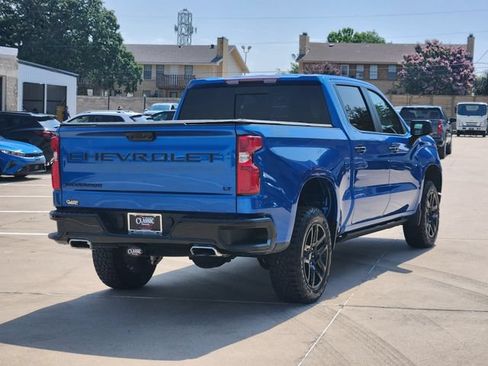 Used 2024 Chevrolet Silverado 1500 LT Trail Boss w/ Convenience Package II AWD/4WD image 15