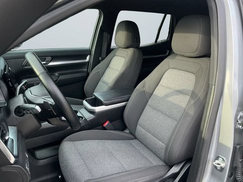 Used 2025 GMC Terrain Elevation AWD/4WD image 10