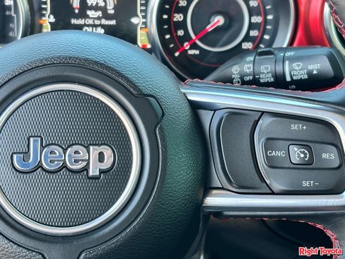 Used 2021 Jeep Wrangler Unlimited Rubicon AWD/4WD image 22