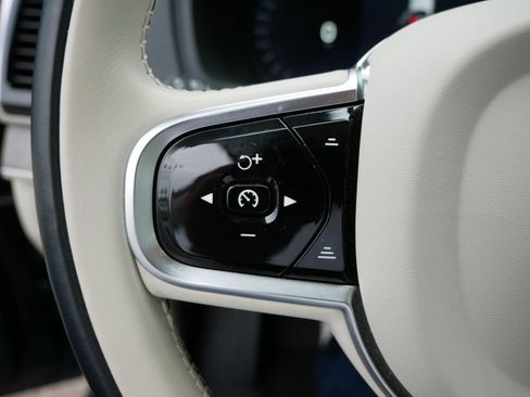 Certified 2025 Volvo XC90 B6 Ultra AWD/4WD image 25