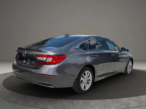 Used 2019 Honda Accord LX image 4