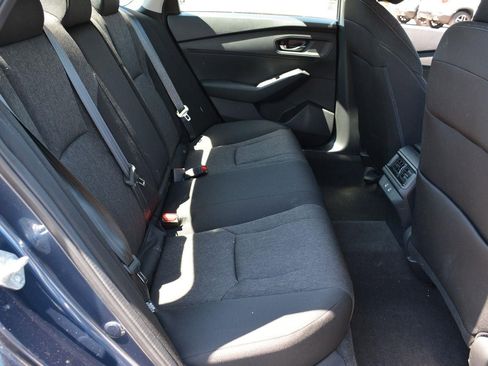 Used 2025 Honda Accord SE image 17