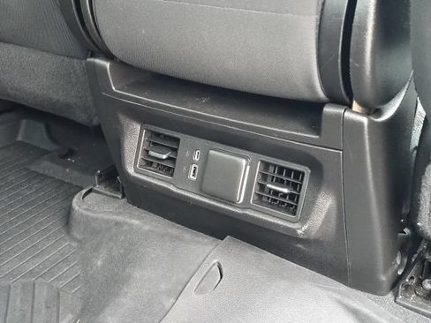 Used 2022 Chevrolet Silverado 1500 RST AWD/4WD image 17
