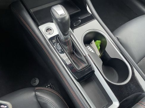 Used 2025 Nissan Altima 2.5 SR image 19