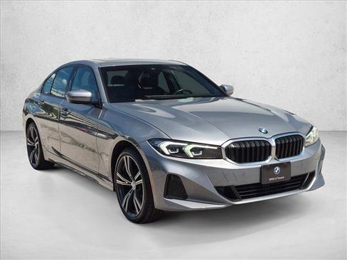 Used 2023 BMW 330i xDrive Sedan w/ Premium Package AWD/4WD image 3