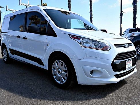 Used 2018 Ford Transit Connect XLT FWD image 3