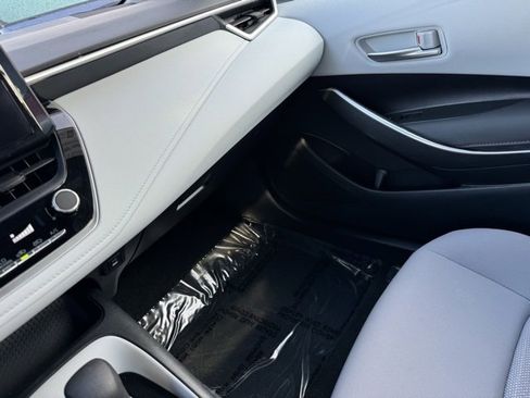 Certified 2023 Toyota Corolla SE image 21