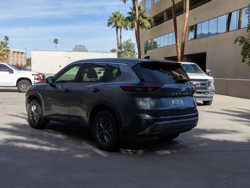 Used 2023 Nissan Rogue S FWD image 6