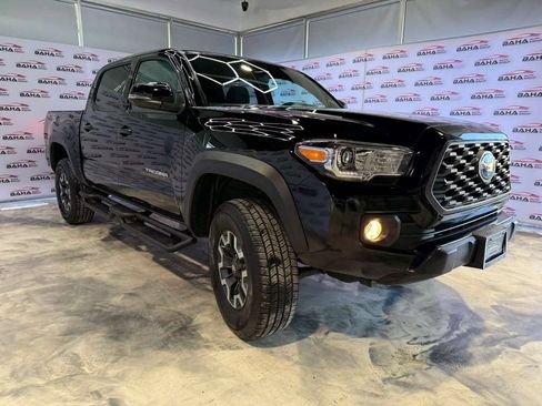 Used 2023 Toyota Tacoma TRD Off-Road image 5