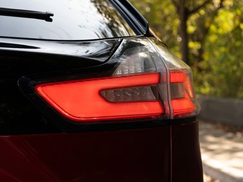 Used 2024 Ford Edge Titanium image 13