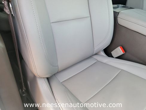 Used 2024 GMC Sierra 2500 SLT w/ Texas SLT Premium Package image 10