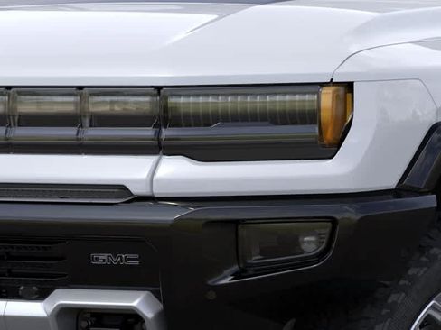 New 2026 GMC Hummer EV SUV w/ LPO, Sport Package AWD/4WD image 10