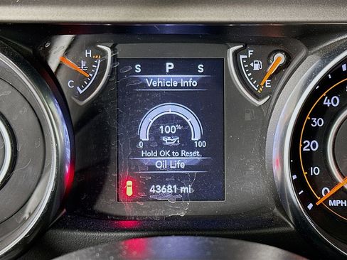 Used 2020 Jeep Wrangler Unlimited Sport image 19