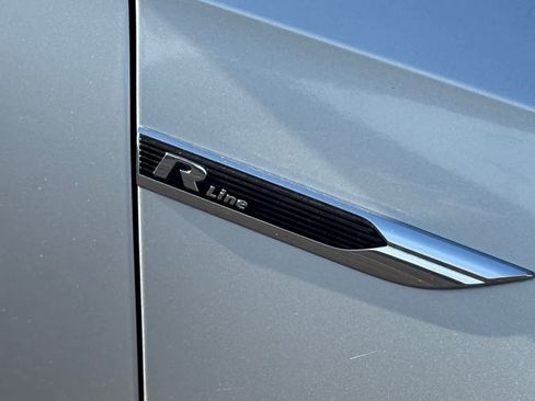 Used 2017 Volkswagen Passat 1.8T R-Line image 26